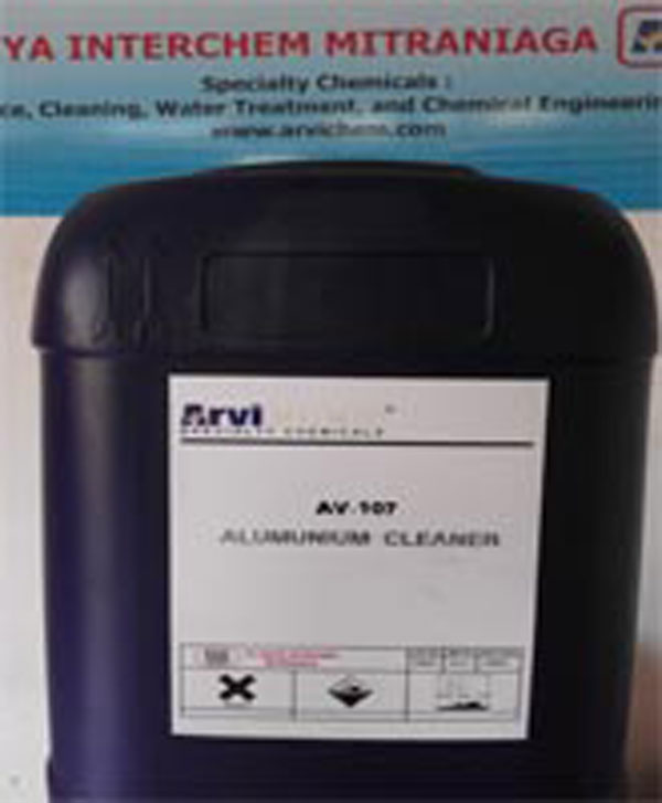 AV 104 Radiator Cleaner
